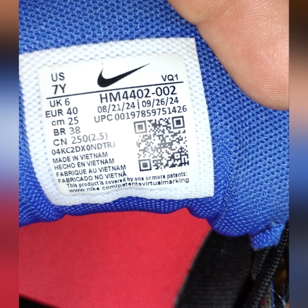 Nike Cosmic Runner PSV Eggplant Swoosh  Running Shoes HM4400-002 7Y - Picture 13 of 16